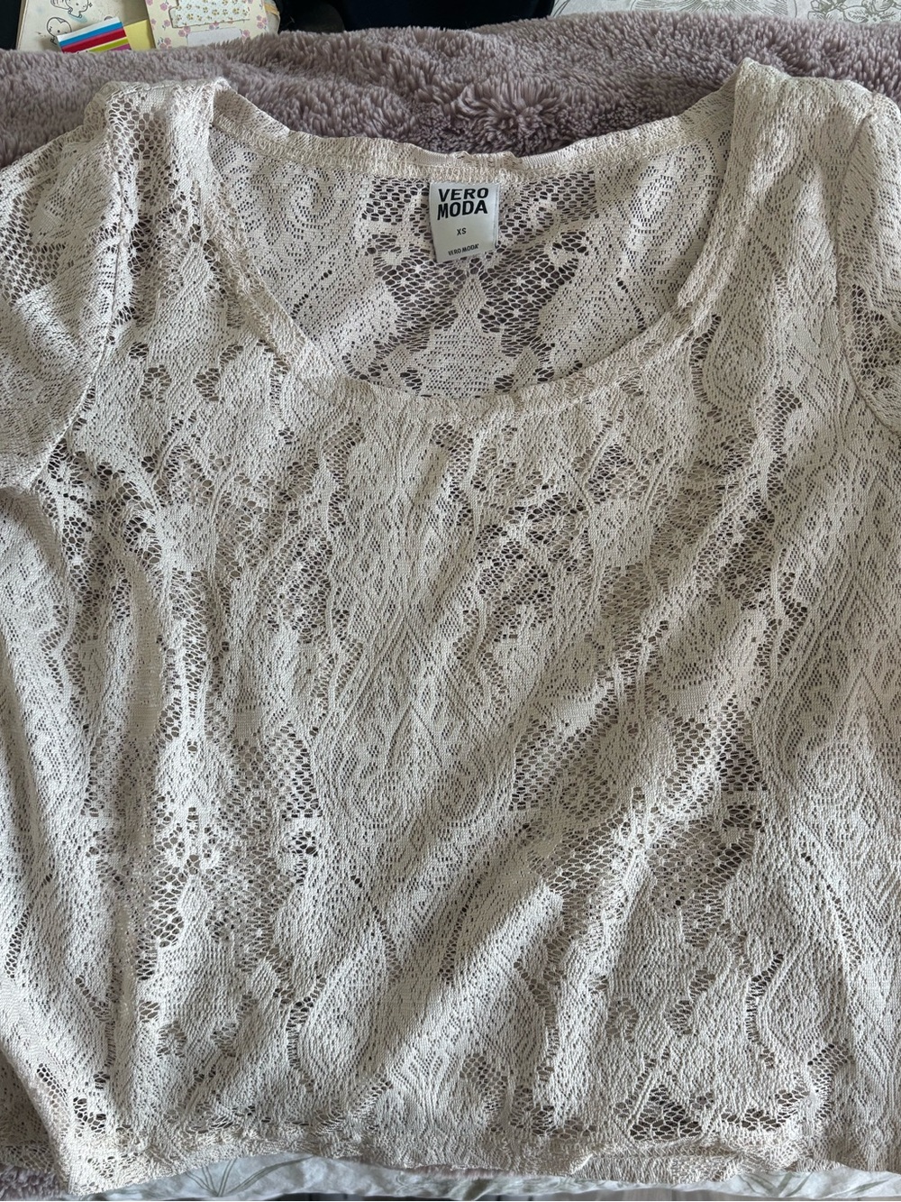 Vero Moda Cream Lace Scoop Neck Camisole